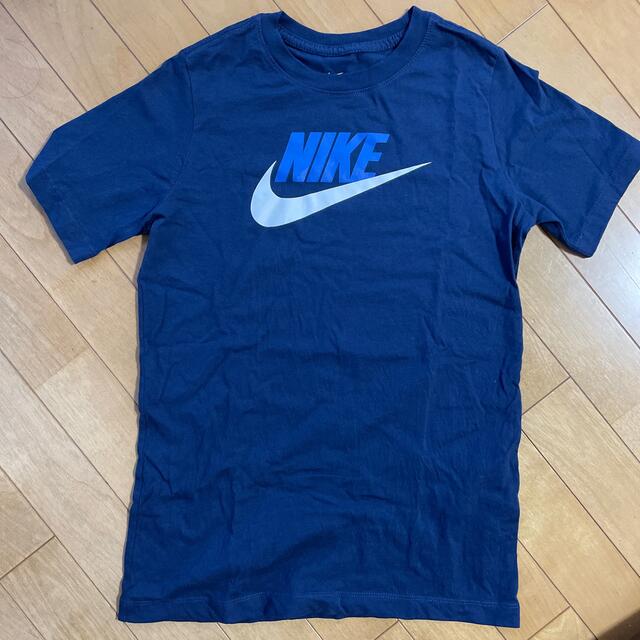 NIKE(ナイキ)のNIKE 綿100%Tシャツ　160 キッズ/ベビー/マタニティのキッズ服男の子用(90cm~)(Tシャツ/カットソー)の商品写真