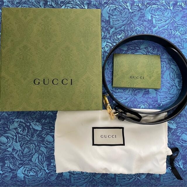 Gucci(グッチ)のGUCCI  グッチ　ベルト　ダブルG  ゴールド　美品 レディースのファッション小物(ベルト)の商品写真