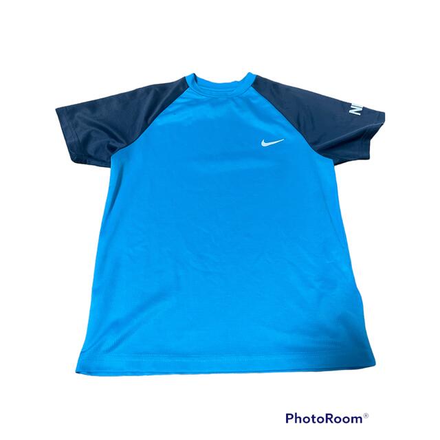 NIKE(ナイキ)のNIKE Tシャツ　140センチ キッズ/ベビー/マタニティのキッズ服男の子用(90cm~)(Tシャツ/カットソー)の商品写真