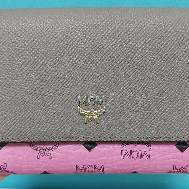 MCM(エムシーエム)のMCM 長財布　ピンク　ユーズド レディースのファッション小物(財布)の商品写真