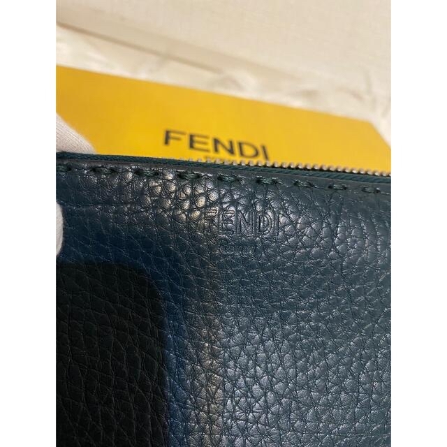 【箱付き】FENDI フェンディ セレリア 牛革 ラウンドファスナー