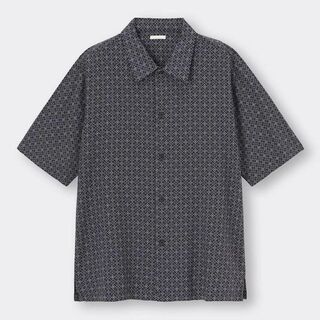 ジーユー(GU)の【GU】リラックスフィットシャツ(5分袖)(コモン)NT+E(シャツ)