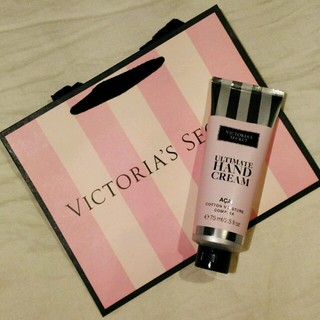 ヴィクトリアズシークレット(Victoria's Secret)のVICTORIA's SECRET 新品ハンドクリーム☆アサイー(ハンドクリーム)