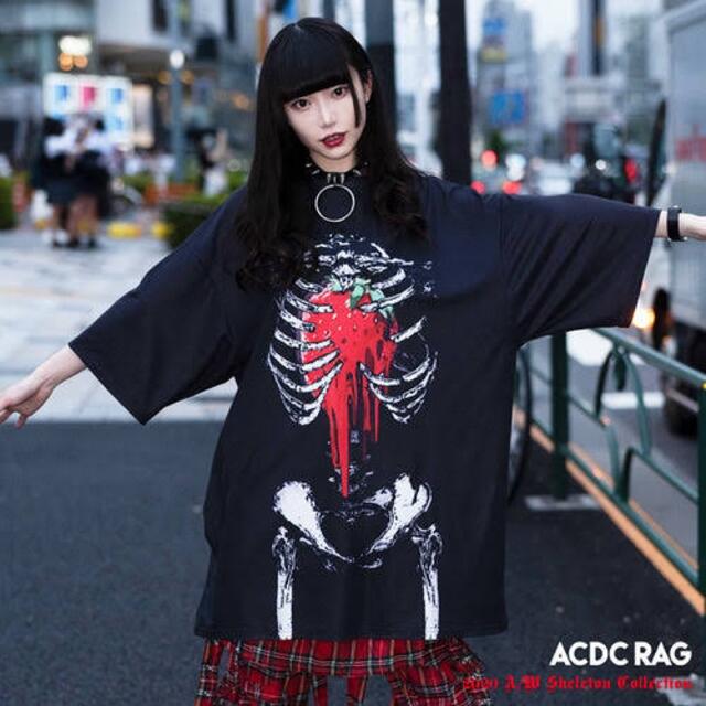 ACDC RAG(エーシーディーシーラグ)のACDC RAG タレバタフライ ヒュージT レディースのトップス(Tシャツ(半袖/袖なし))の商品写真