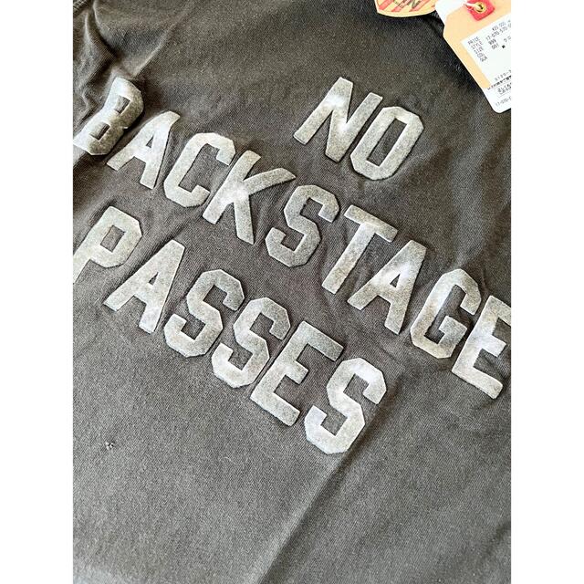 MADE WORN NO BACKSTAGE PASSES Tシャツ