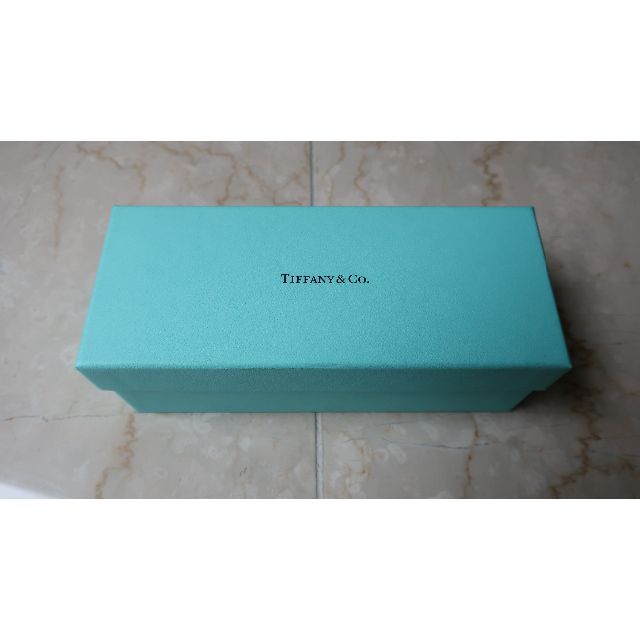 Tiffany & Co.(ティファニー)の【R.ブラン様専用】メガネケース　（ティファニー　TIFFANY） レディースのファッション小物(サングラス/メガネ)の商品写真