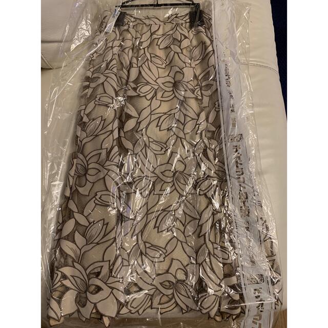JUSGLITTY(ジャスグリッティー)のジャスグリッティー ✨刺繍スエードフレアスカート レディースのスカート(ロングスカート)の商品写真