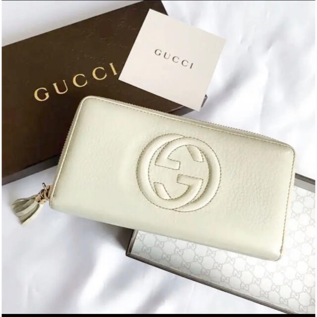 美品 GUCCI グッチ 長財布 ラウンドジップ ソーホー GG 白 フリンジ