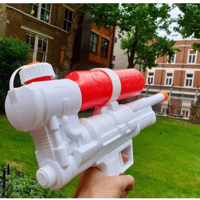 Supreme®/Super Soaker 50 Water Blaster™