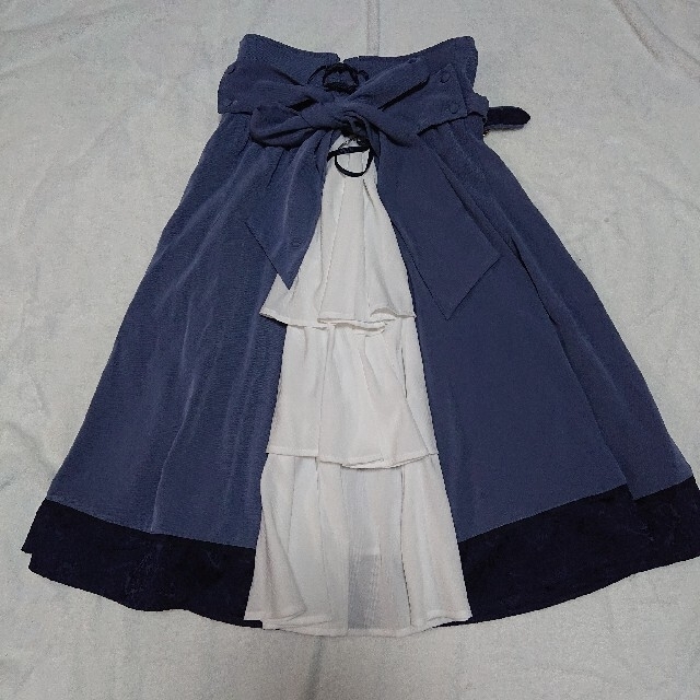 Amavel(アマベル)のRomantique Doll ミドル フレア スカート ブルー レディースのスカート(ひざ丈スカート)の商品写真