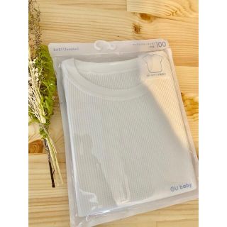 ジーユー(GU)の【新品未開封】ホワイト　100cm ワッフルクールネックTシャツ　半袖　夏服(Tシャツ/カットソー)