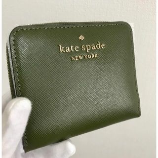 ケイトスペードニューヨーク(kate spade new york)のkate spade☆完売品☆レアカラー☆折り財布　グリーン(財布)