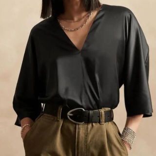 バナナリパブリック(Banana Republic)のBANANA REPUBLIC⭐︎トップス(カットソー(半袖/袖なし))