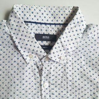 ヒューゴボス(HUGO BOSS)のヒューゴボス　半袖シャツ　sizeM(シャツ)