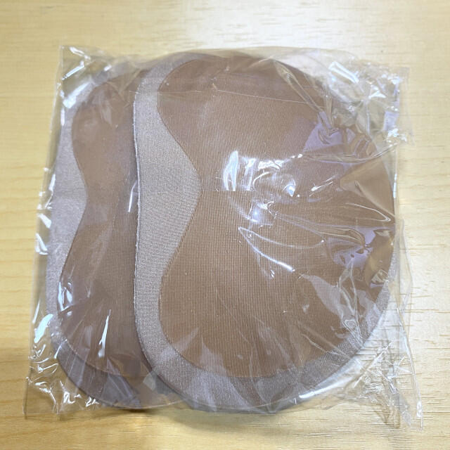 粘着式ブラパッド ベージュ肌色左右セット盛れる水着 バストボリュームアップパット レディースの下着/アンダーウェア(ブラ)の商品写真