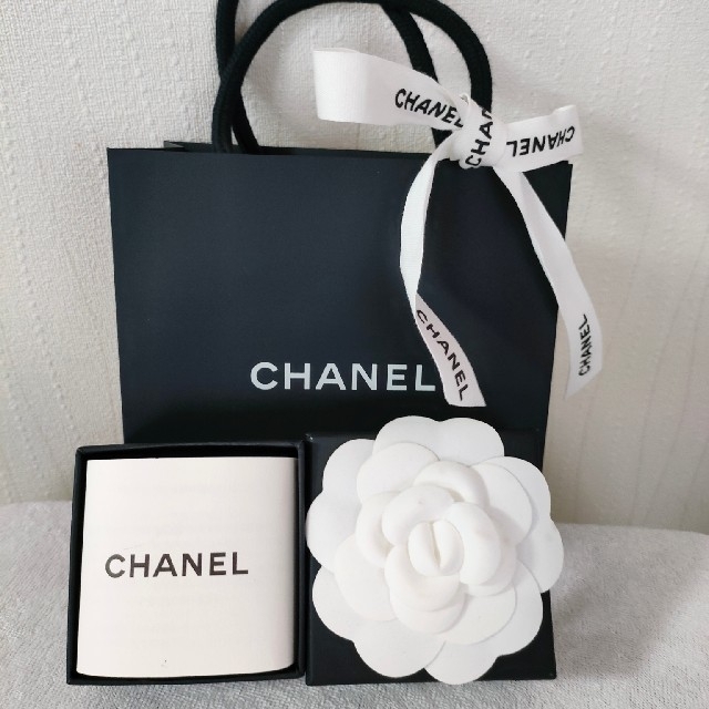 CHANELショップ袋アクセサリー箱