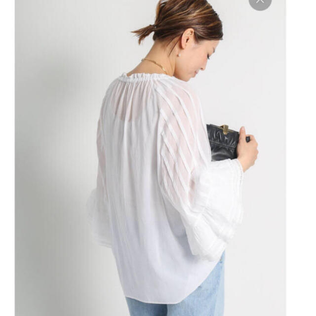 新品 MUSE de Classe Feminine ブラウス Deuxieme 最新 新品 MUSE de Deuxieme Classe チビエリシャツ シャツ/ブラウス(半袖/袖なし)