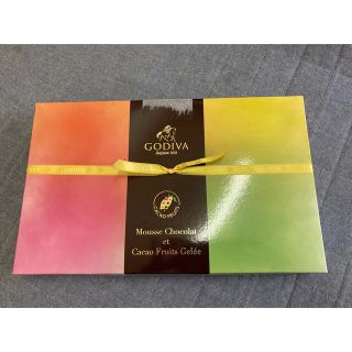 GODIVA ムースショコラ エ カカオフルーツジュレ　14個(菓子/デザート)