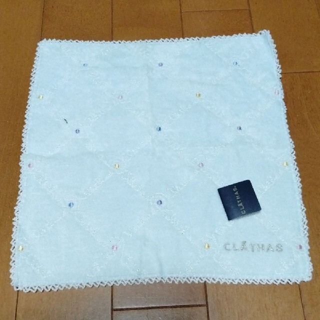 CLATHAS(クレイサス)のゆう様専用　3756新品CLATHASタオルハンカチ4枚セット レディースのファッション小物(ハンカチ)の商品写真