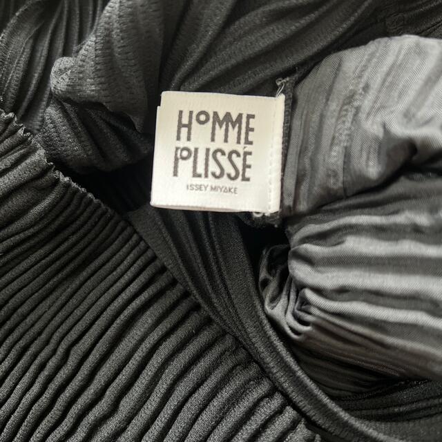 PLEATS PLEASE ISSEY MIYAKE(プリーツプリーズイッセイミヤケ)のイッセイミヤケ　ショートパンツ メンズのパンツ(ショートパンツ)の商品写真