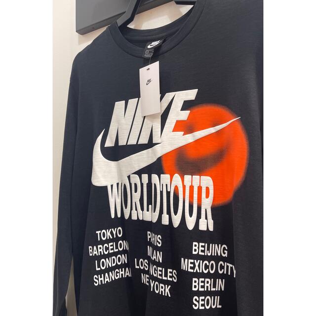 NIKE(ナイキ)の【新品未使用】NIKE  World Tourロングスリーブシャツ（L） メンズのトップス(Tシャツ/カットソー(七分/長袖))の商品写真