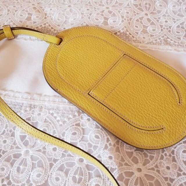 Hermes(エルメス)の＊HERMES＊【IN THE LOOP TO GO】PM スマホケース レディースのファッション小物(その他)の商品写真