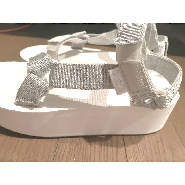 Teva(テバ)のTeva  FLATFORM  White メンズの靴/シューズ(サンダル)の商品写真