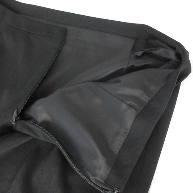 UNTITLED(アンタイトル)のアンタイトル スカート ひざ丈 台形 バックファスナー スリット 無地 2 黒 レディースのスカート(ひざ丈スカート)の商品写真