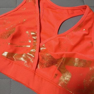 ズンバ(Zumba)のUSED 美品　Zumba ズンバ　ブラトップ（M）JWI購入正規品(トレーニング用品)