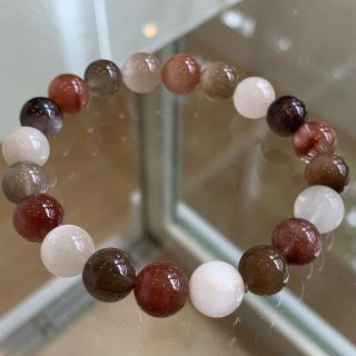 絶品】マルチカラーサゲニティククォーツ 10mmの通販 by 565|ラクマ