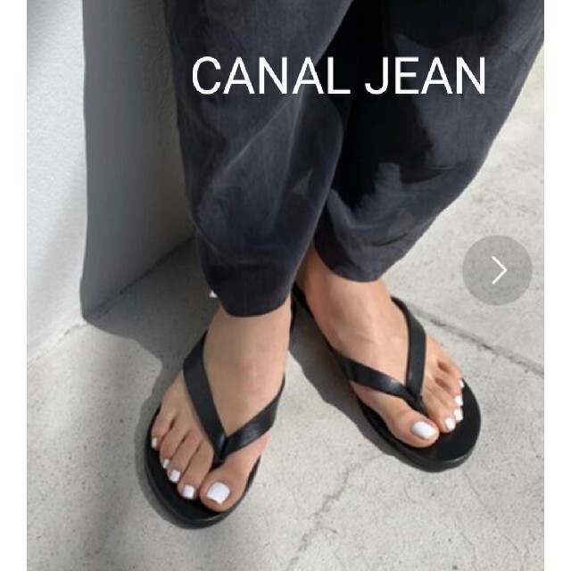 CANAL JEAN(キャナルジーン)のCANAL JEAN from Lagoon レザー トングサンダル レディースの靴/シューズ(サンダル)の商品写真