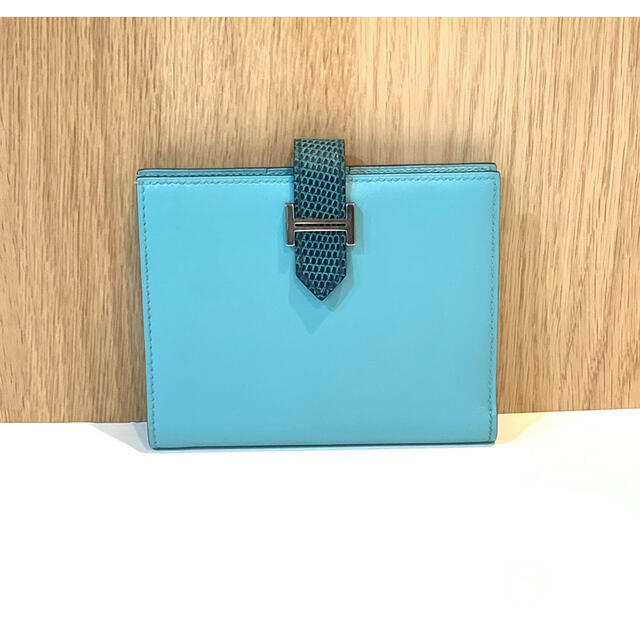 本店は Hermes - 未使用☆正規品 エルメス ベアンコンパクト