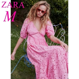 ザラ(ZARA)の新品未使用タグ付き　ZARA カットワーク　刺繍　レース　ロングワンピース　M(ロングワンピース/マキシワンピース)