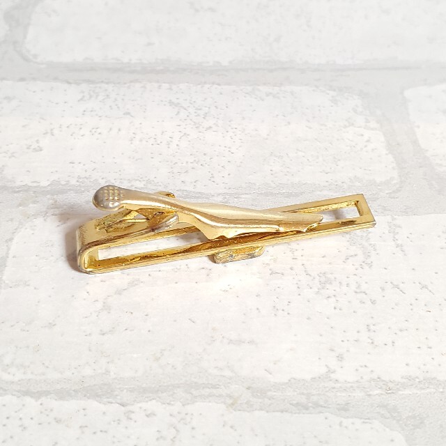 pierre cardin(ピエールカルダン)のネクタイピン　gold　ゴールド　ピエールカルダン　ヴィンテージ　アンティーク メンズのファッション小物(ネクタイピン)の商品写真