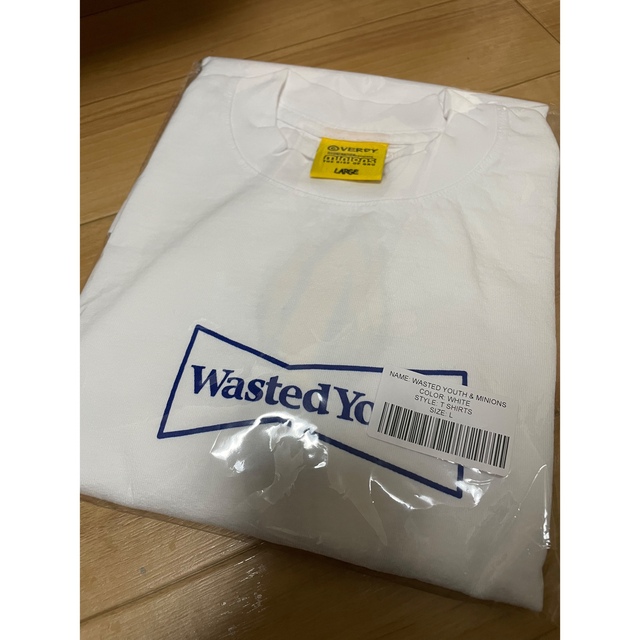 GDC(ジーディーシー)のWASTED YOUTH × ミニオンズ WHITE T-SHIRT L ① メンズのトップス(Tシャツ/カットソー(半袖/袖なし))の商品写真