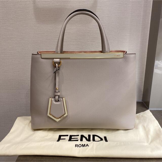 2022年最新入荷 FENDI - プチトゥージュール ハンドバッグ - zoopalic.com