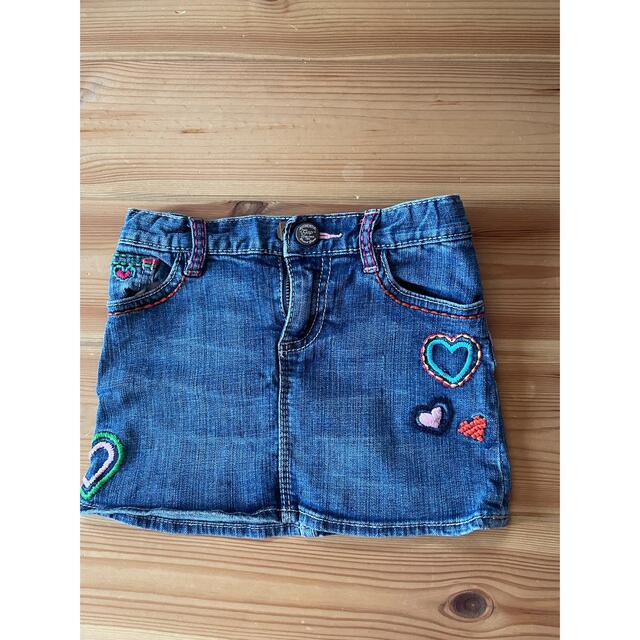 babyGAP(ベビーギャップ)のbabyGAP デニムスカート　サイズ100 キッズ/ベビー/マタニティのキッズ服女の子用(90cm~)(スカート)の商品写真