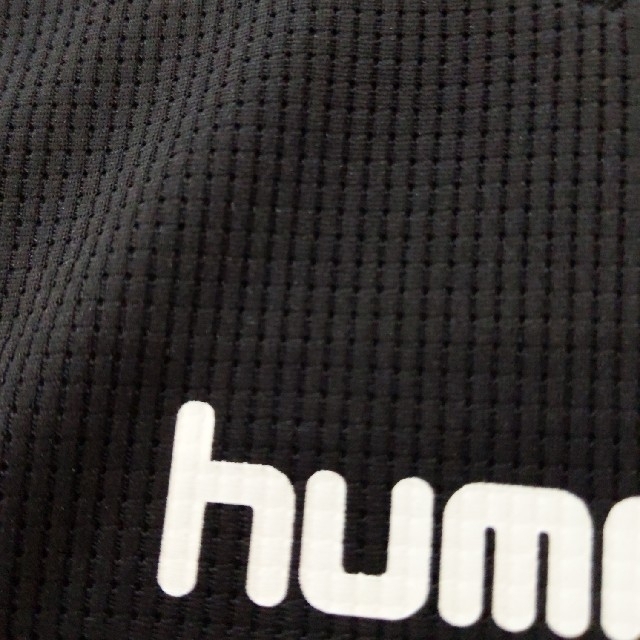 hummel(ヒュンメル)のhummel  ヒュンメル　ノースリーブ インナーシャツ　M スポーツ/アウトドアのサッカー/フットサル(ウェア)の商品写真