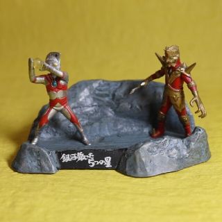 BANDAI - ウルトラ怪獣戯画1『死刑!ウルトラ5兄弟』『銀河に散っ