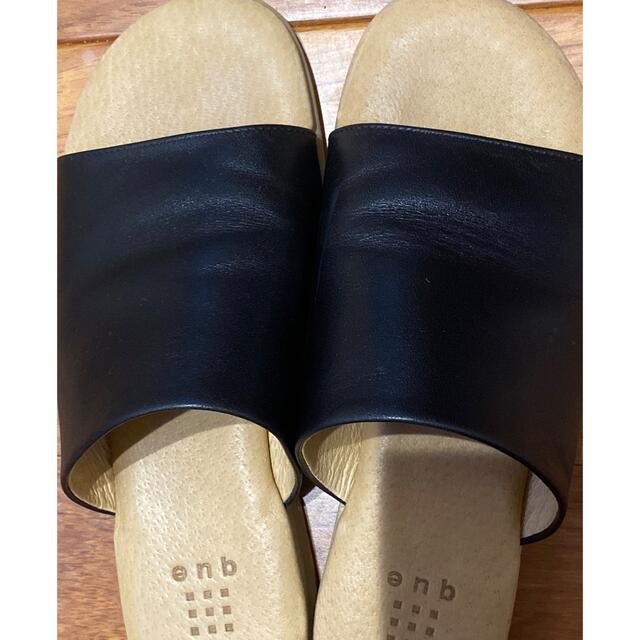 que サンダル ブラック x ベージュ　22.5cm 本革 レディースの靴/シューズ(サンダル)の商品写真