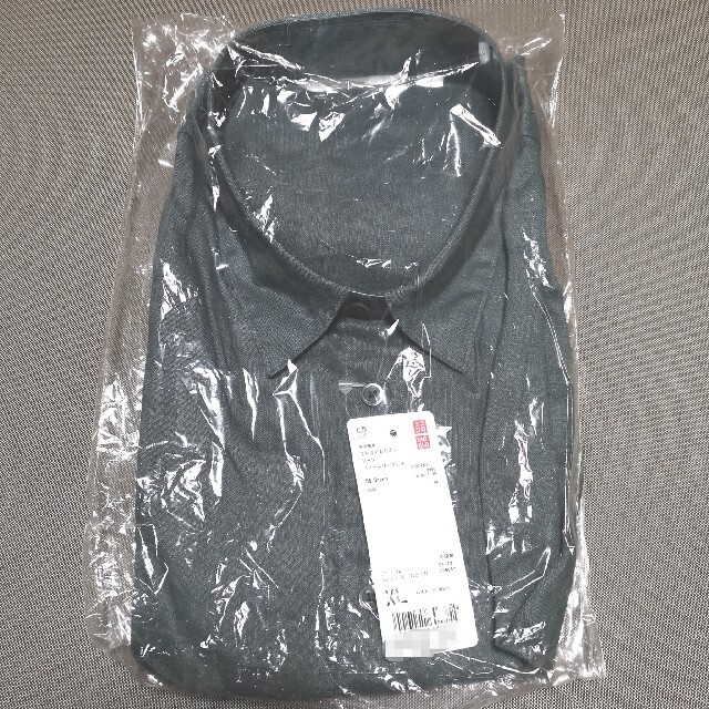 UNIQLO(ユニクロ)の新品 未使用 ユニクロ プレミアムリネンシャツ ノースリーブ グリーン XL レディースのトップス(シャツ/ブラウス(半袖/袖なし))の商品写真
