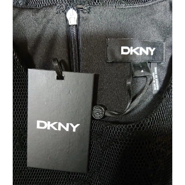 DKNY(ダナキャランニューヨーク)の新品 未使用 DKNY  ダナ・キャラン 花模様 チュール フレアワンピース レディースのワンピース(ひざ丈ワンピース)の商品写真