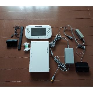 ウィーユー(Wii U)のWii U　【ジャンク品】部品必要な方(家庭用ゲーム機本体)