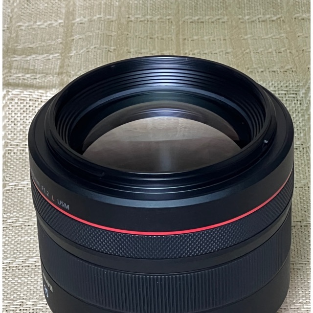 Canon(キヤノン)のCanon RF85mm F1.2L USM＋レンズガードフィルター スマホ/家電/カメラのカメラ(レンズ(単焦点))の商品写真