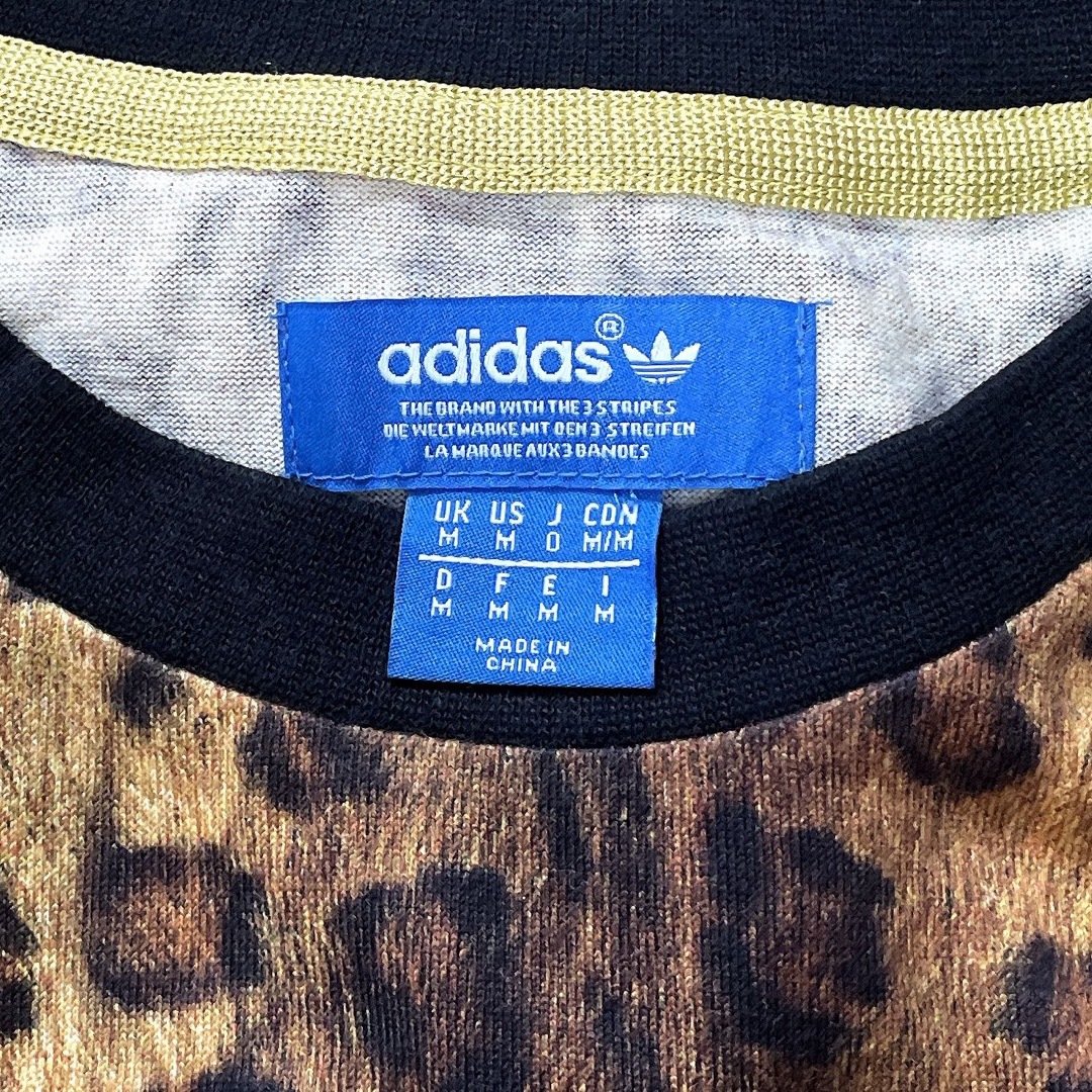 adidas(アディダス)のアディダス 大きめ レオパード Tシャツ ジャージ 山田涼介 小栗旬 ヒョウ柄 メンズのトップス(Tシャツ/カットソー(半袖/袖なし))の商品写真