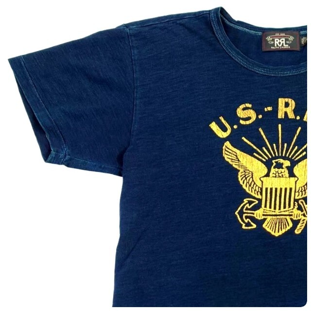 RRL(ダブルアールエル)の新品 RRL USED加工 最高級NAVYロゴプリントインディゴコットンTシャツ メンズのトップス(Tシャツ/カットソー(半袖/袖なし))の商品写真