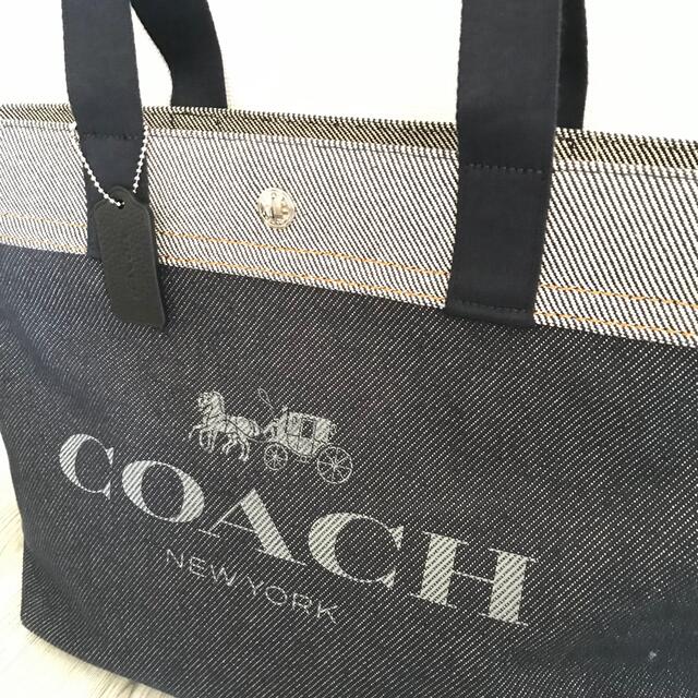 COACH(コーチ)の《新品》COACH デニム キャンバスレザー レザー トートバッグ レディースのバッグ(トートバッグ)の商品写真