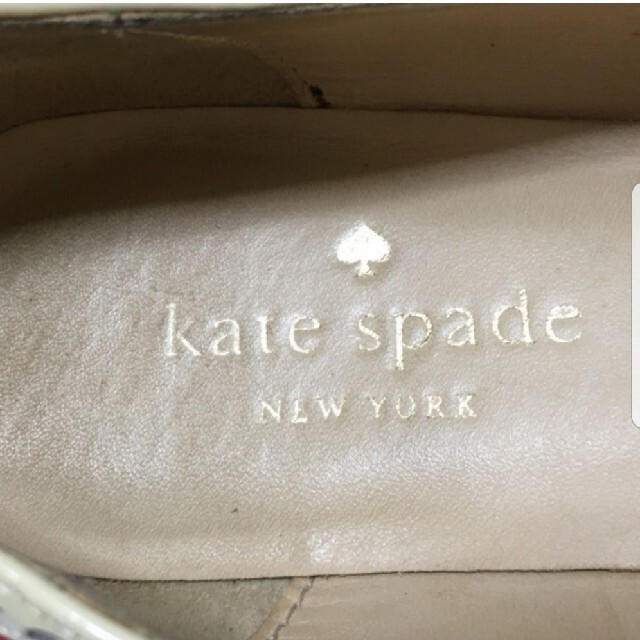 kate spade new york(ケイトスペードニューヨーク)のケイトスペード Kate spade フラットシューズ 5 1/2 - エナメル レディースの靴/シューズ(ハイヒール/パンプス)の商品写真