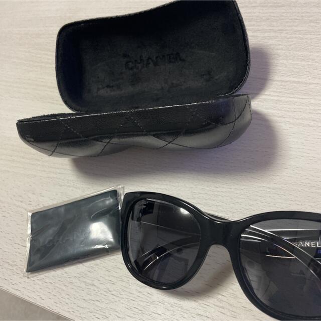 黒のサングラス☆CHANEL-