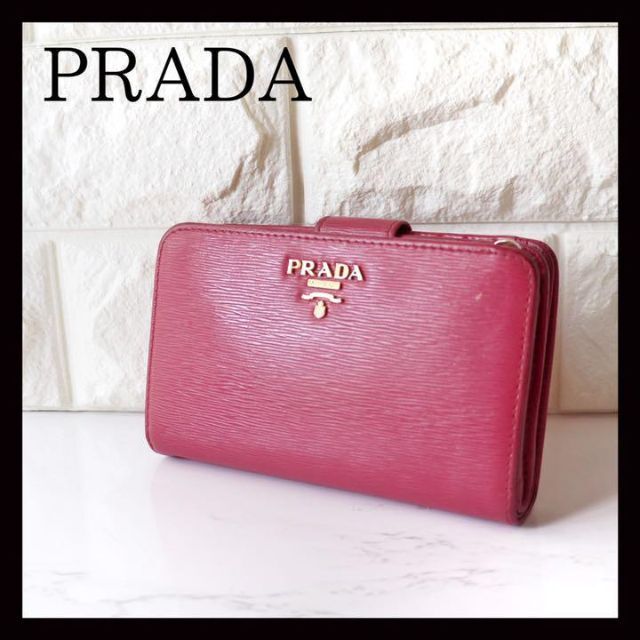 PRADA プラダ SAFFIANO 　METAL ORO　 FUOCOコンパクト